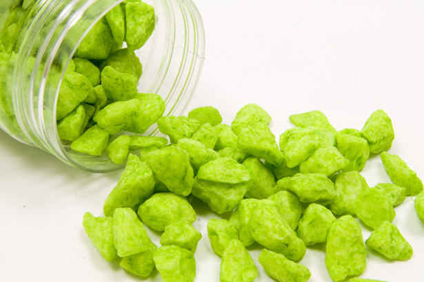 Pierres de décoration vert anis 400 grammes