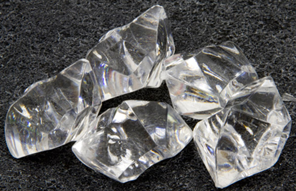 Pierres effet cristal transparentes 50 gr
