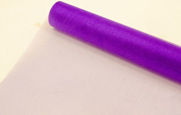 Chemin de table en organza brillant violet