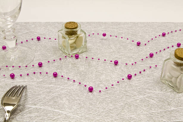 Guirlande de perles fuchsia 2,5 cm