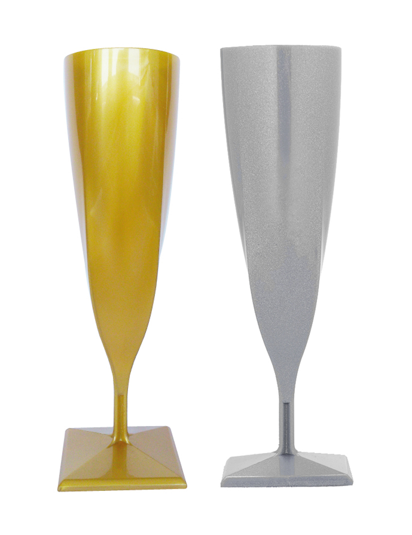 Flûtes à champagne plastique or et argent x 4