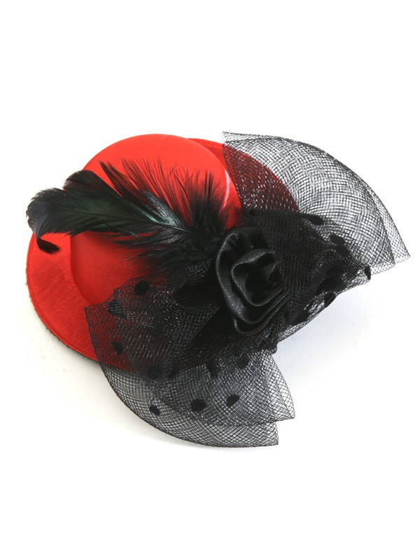 Mini chapeau sur pince rouge