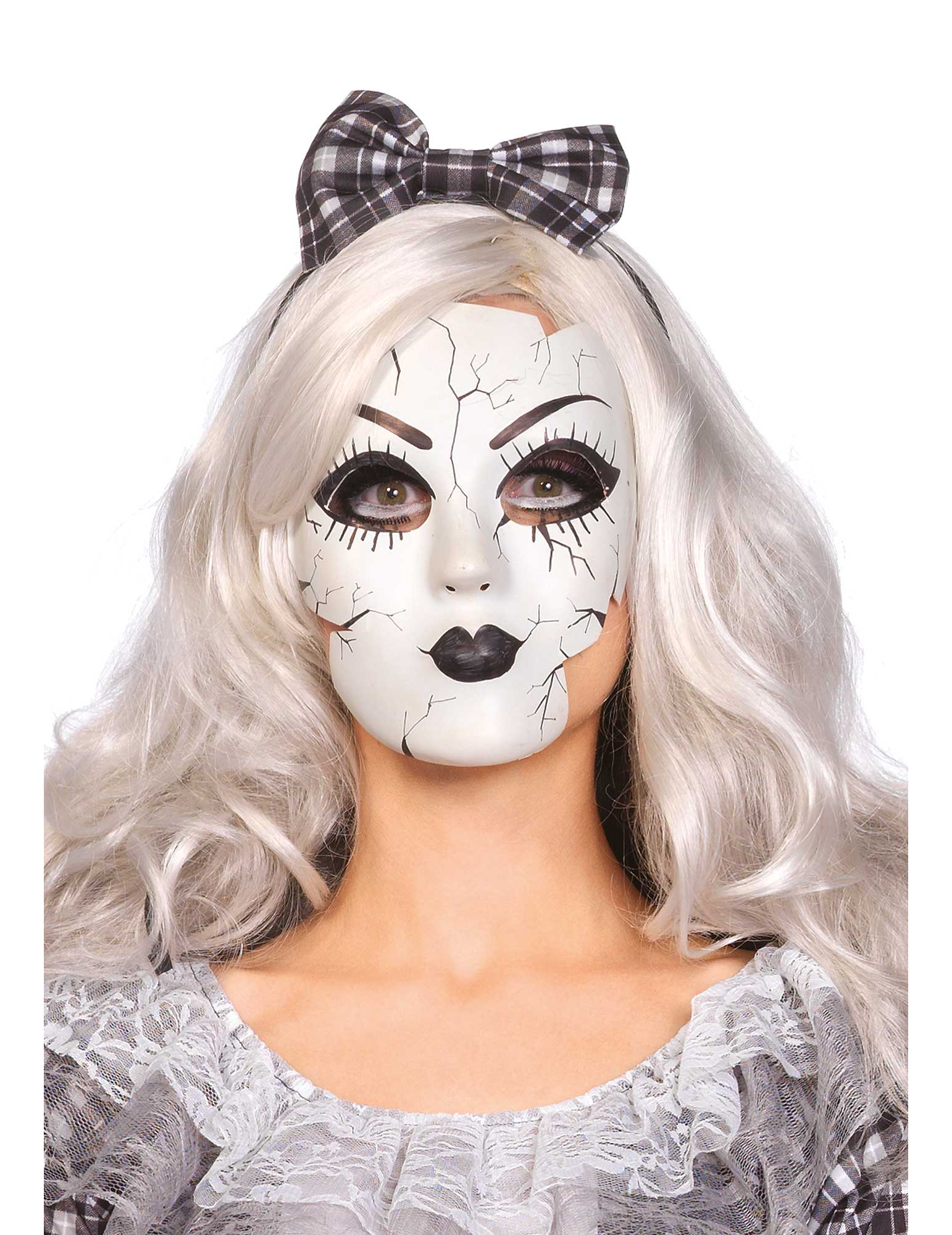 Masque poupée de porcelaine