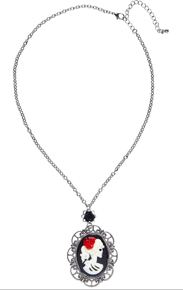 Collier camée argent Halloween