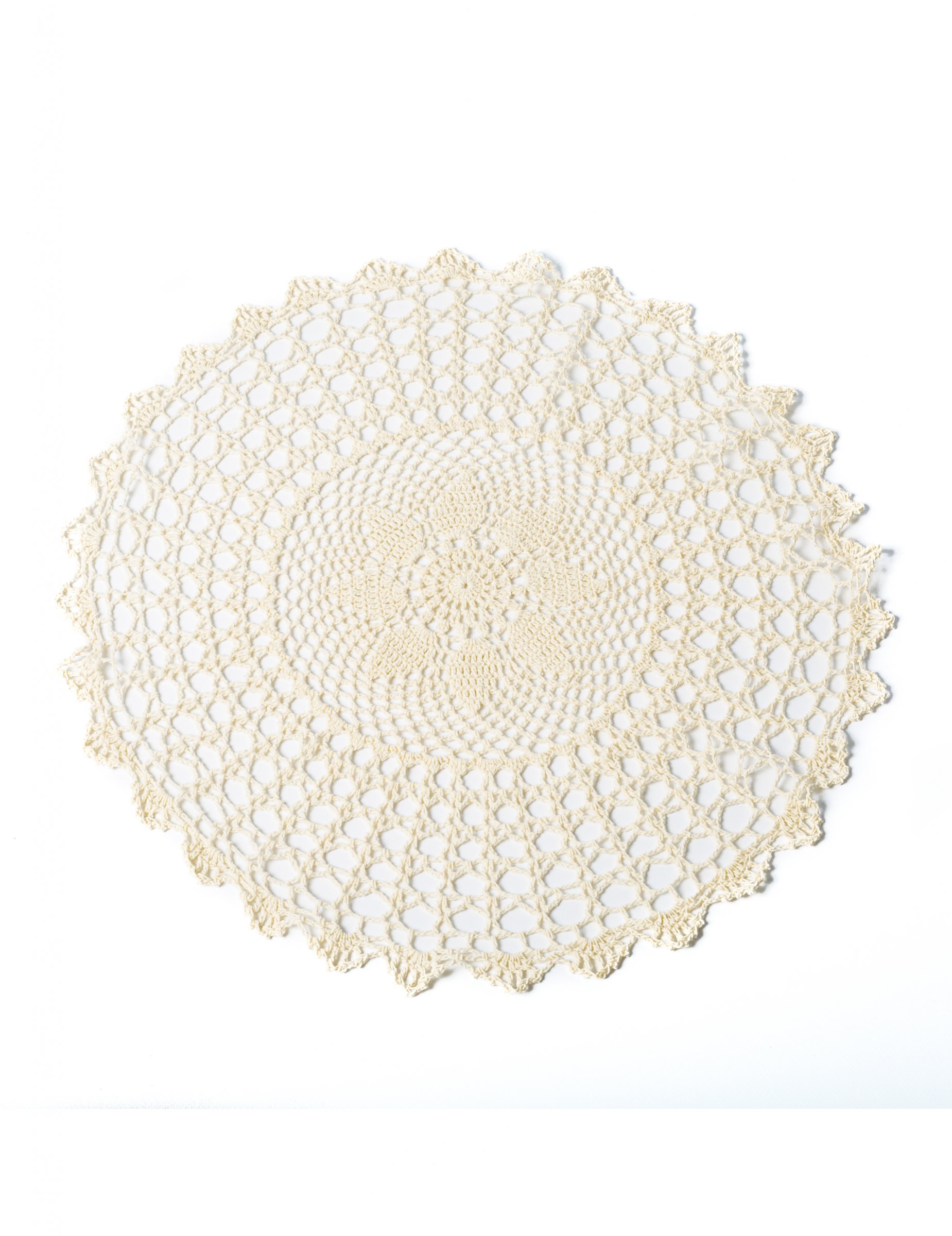 Napperon en crochet ivoire 50 cm