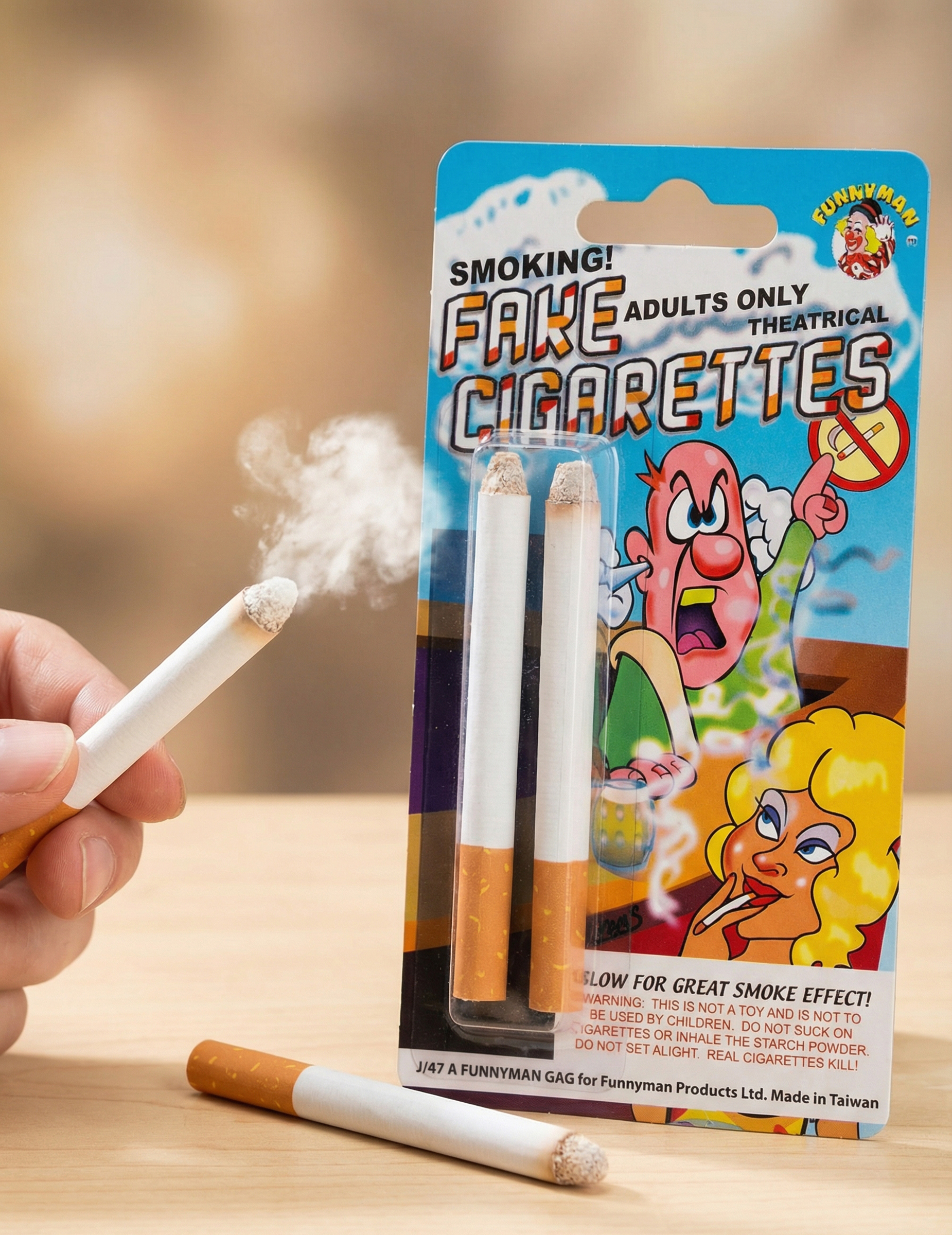 2 Fausses cigarettes fumantes - farces et attrapes